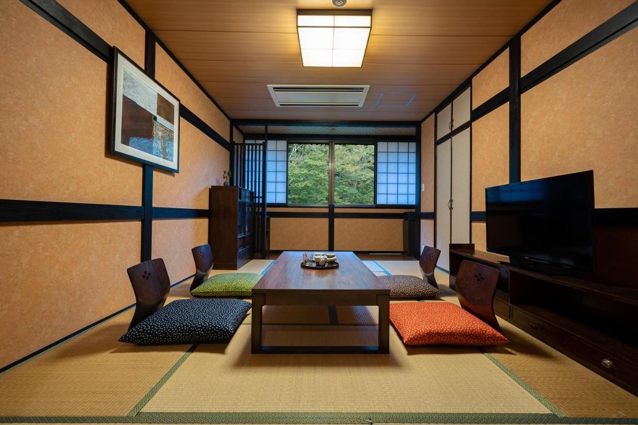 Onsen Guest House Tsutaya Hakone Exterior foto