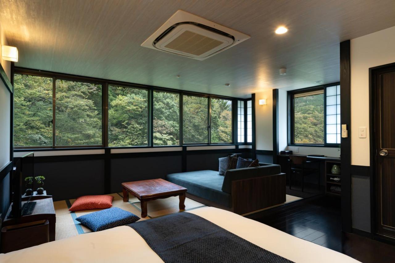Onsen Guest House Tsutaya Hakone Exterior foto